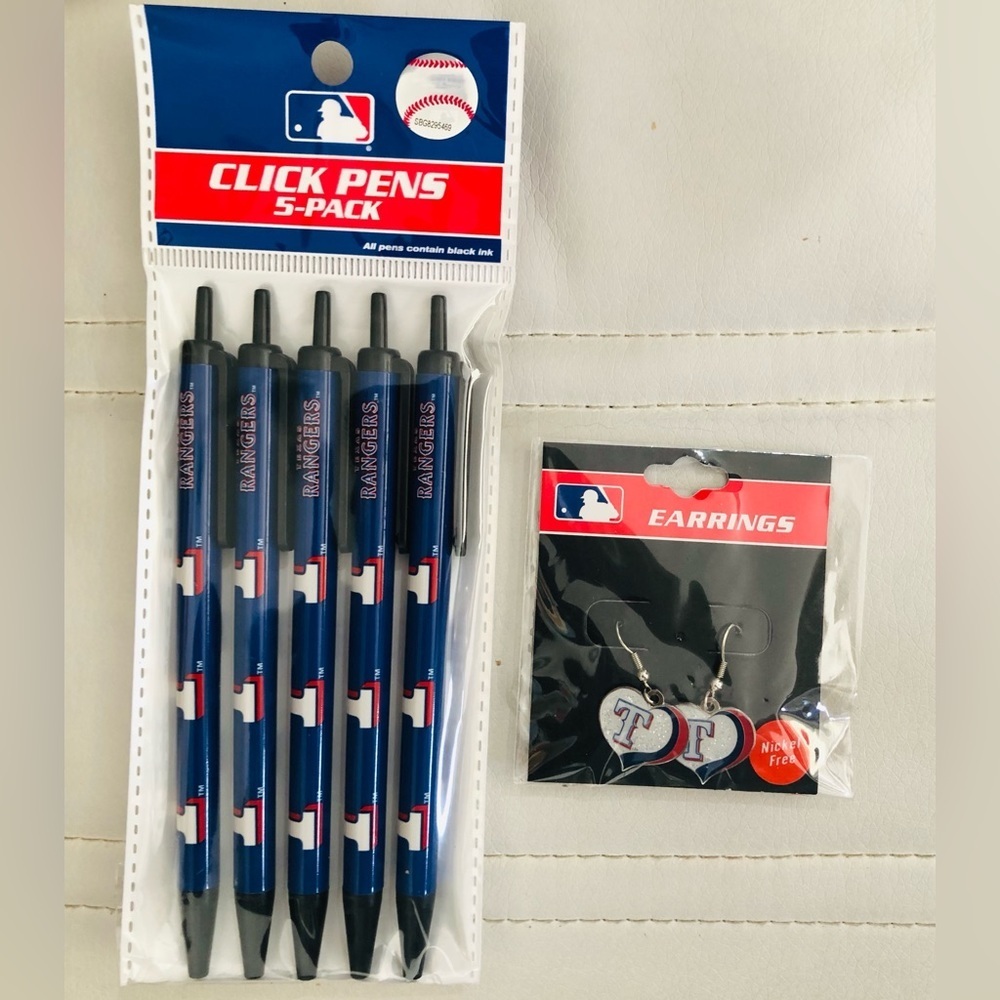 Texas Rangers bundle- 5 pens & pair of heart shaped Texas Rangers earrings new
